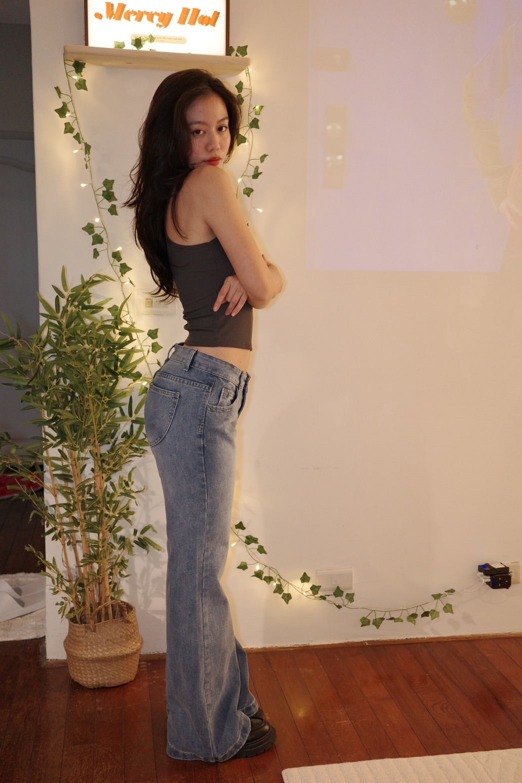 📺本期大必買!!復古辣妹低腰牛仔落地褲!!♥️好看爆