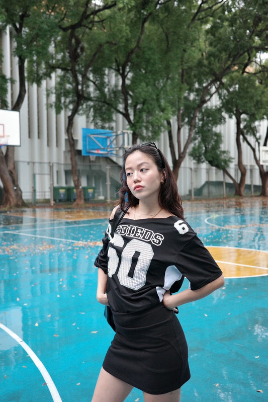 🎱超好看落肩黑色球衣♥