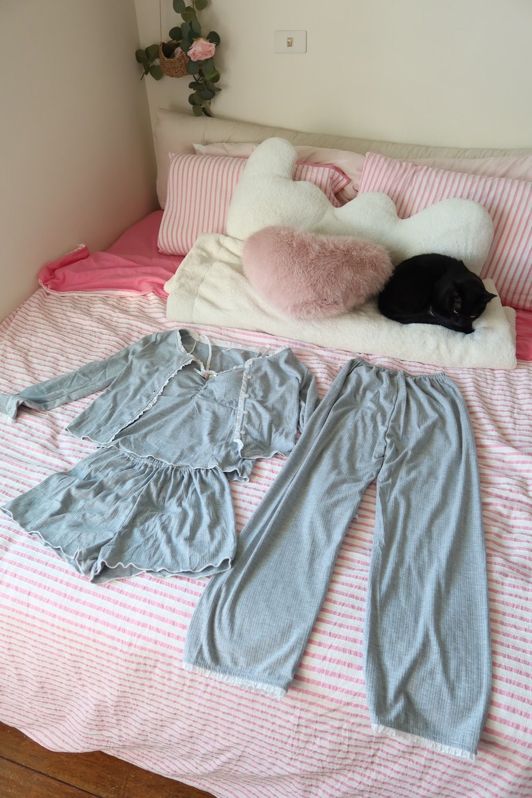 本期超必買!! 🌷帶胸墊睡衣四件套🛏️🧸