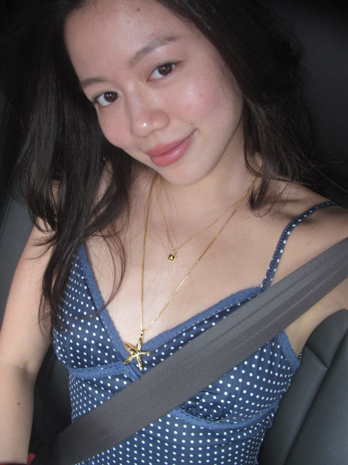 Polka dotty 深藍色V領小背心🫐