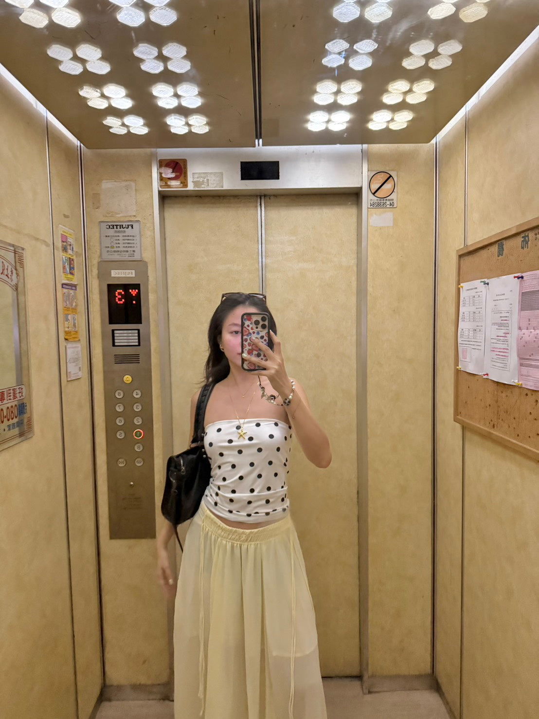 本期必買⭐️polka dotty tube top!!!🎱🤍
