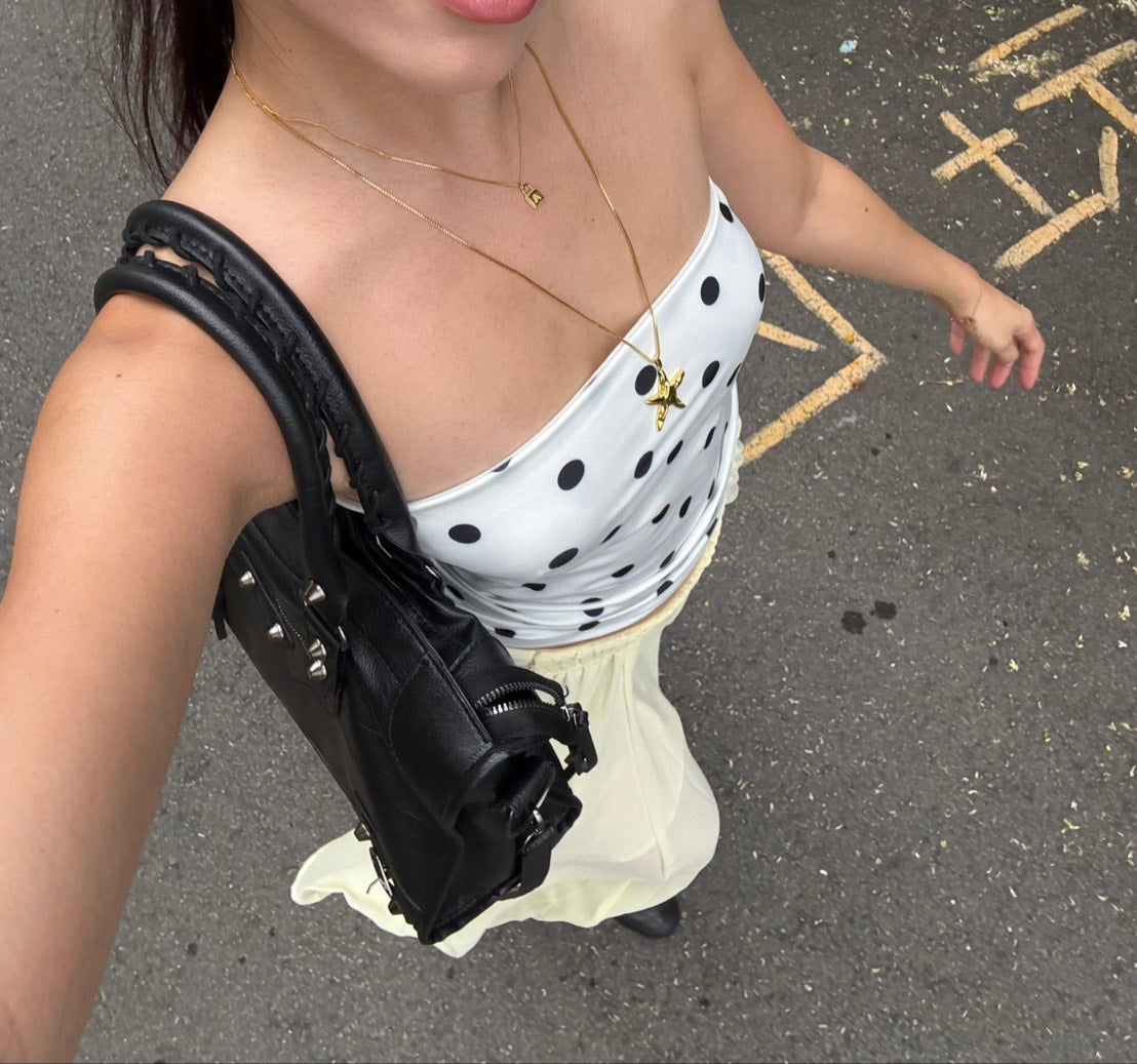本期必買⭐️polka dotty tube top!!!🎱🤍