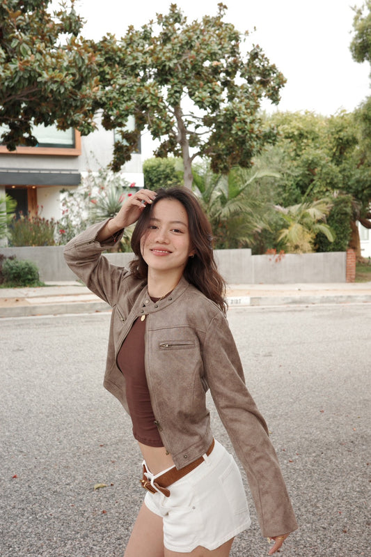 入秋必備!𝐂𝐫𝐨𝐬𝐬-𝐧𝐞𝐜𝐤 𝐦𝐨𝐭𝐨 𝐬𝐡𝐨𝐫𝐭 𝐉𝐚𝐜𝐤𝐞𝐭🤎🥨新色!!