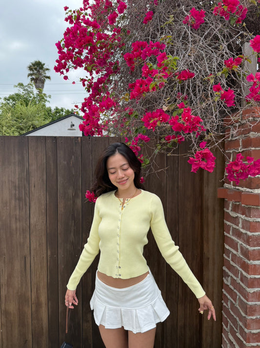 入秋🍂新款嫩黃色針織排扣長袖🧈💛