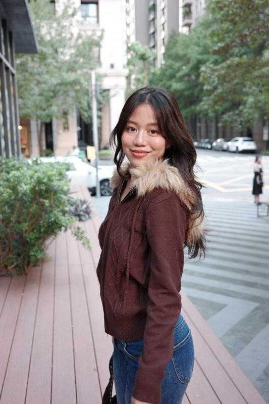 ๐๐๐๐ ๐๐๐ฅ๐ฅ๐ ๐๐ฐ๐๐ง ๐๐ฎ๐ซ ๐ก๐จ๐จ๐๐ข๐ ๐งถ๐ค