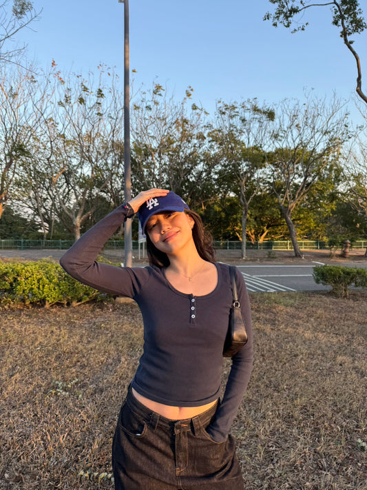 𝐌𝐮𝐬𝐭 𝐡𝐚𝐯𝐞 !𝐄𝐯𝐞𝐫𝐲 𝐝𝐚𝐲 𝐇𝐞𝐧𝐥𝐞𝐲 𝐭𝐨𝐩 📖🫐