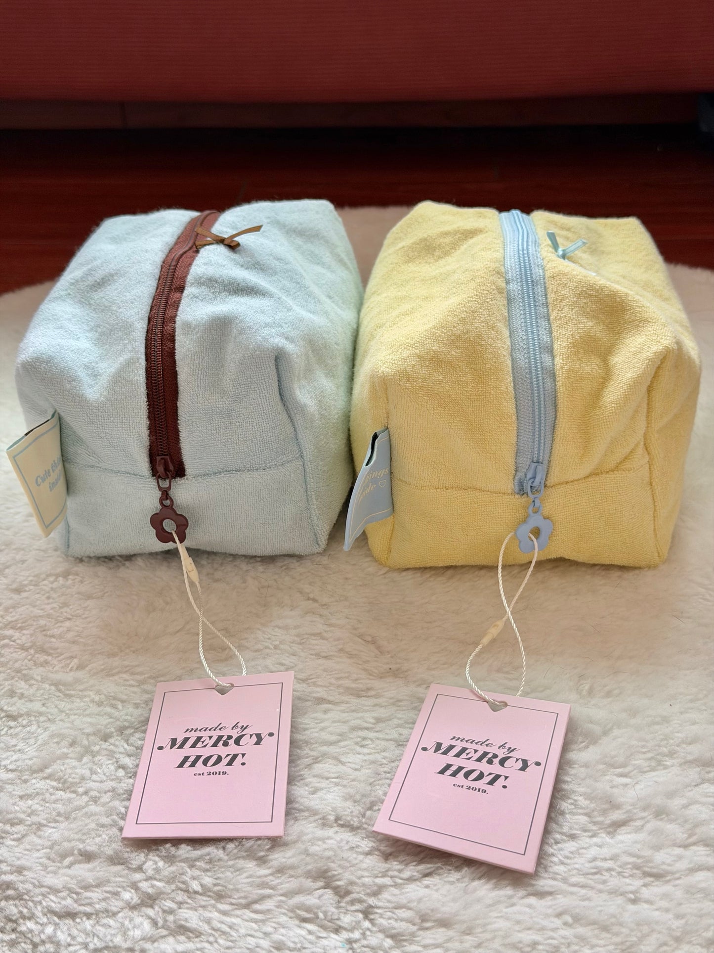 🧸 𝐥𝐢𝐦𝐢𝐭𝐞𝐝 𝐡𝐚𝐧𝐝𝐦𝐚𝐝𝐞 𝐩𝐨𝐮𝐜𝐡 ♡