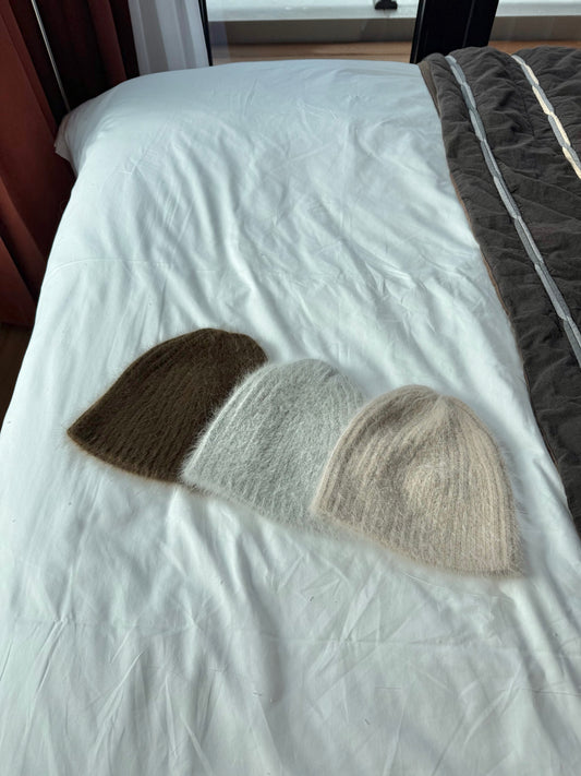 🇰🇷𝐅𝐥𝐮𝐟𝐟𝐲 𝐊𝐧𝐢𝐭 𝐁𝐞𝐚𝐧𝐢𝐞｜三色毛茸暖感毛帽⭐️