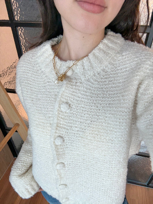 限量🔥🇰🇷𝐁𝐮𝐛𝐛𝐥𝐞 𝐁𝐮𝐭𝐭𝐨𝐧 𝐂𝐚𝐫𝐝𝐢𝐠𝐚𝐧｜氣質溫柔厚實排扣短版毛衣🐑