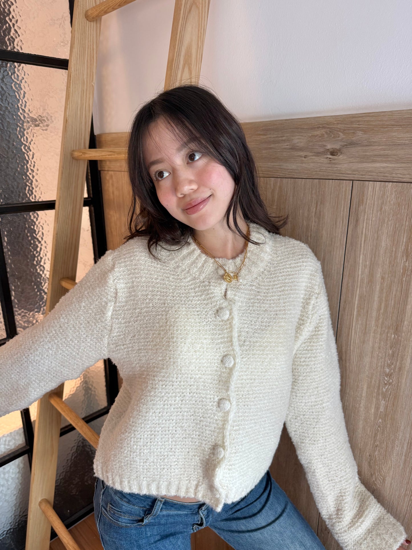 限量🔥🇰🇷𝐁𝐮𝐛𝐛𝐥𝐞 𝐁𝐮𝐭𝐭𝐨𝐧 𝐂𝐚𝐫𝐝𝐢𝐠𝐚𝐧｜氣質溫柔厚實排扣短版毛衣🐑