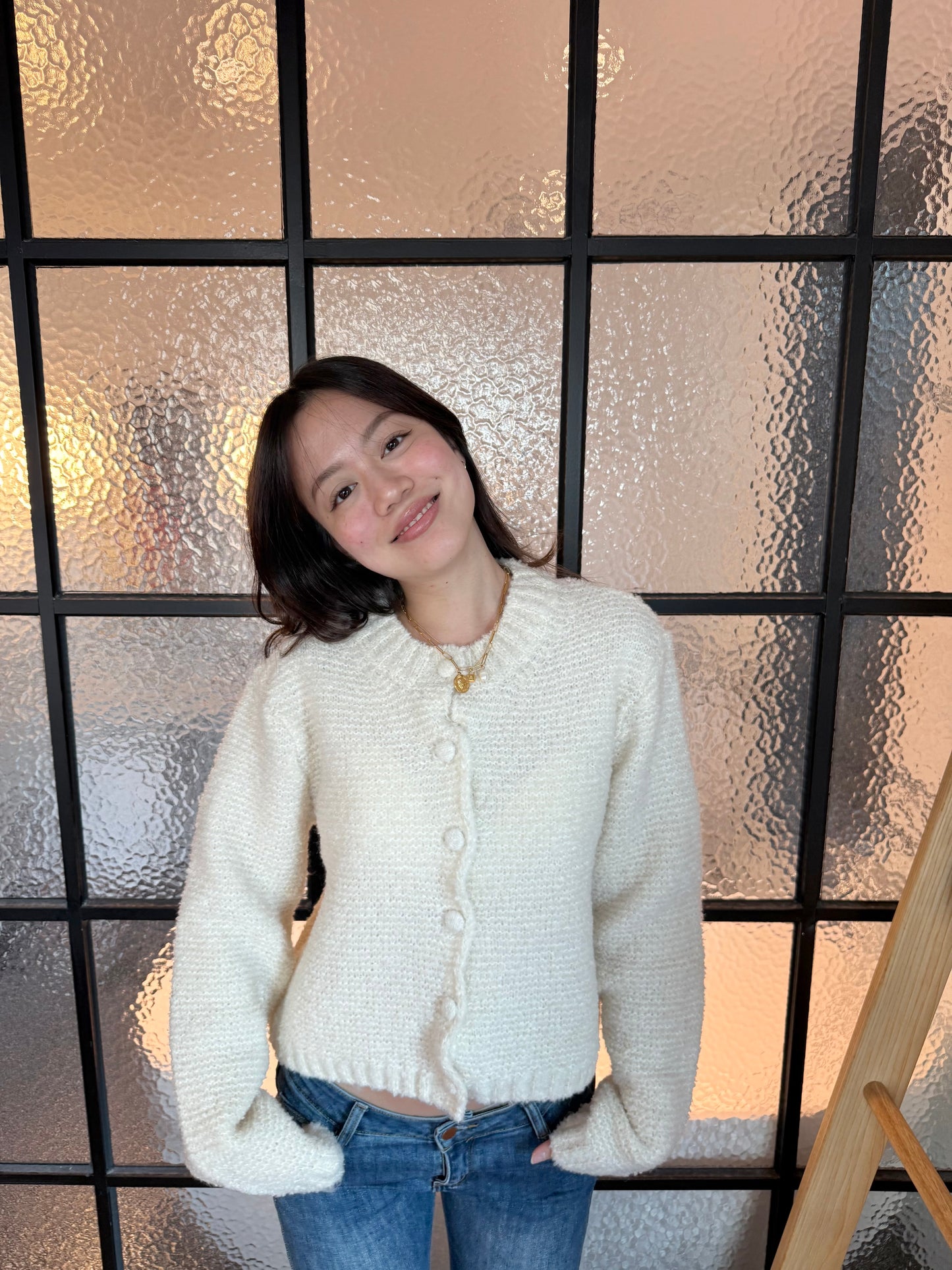 限量🔥🇰🇷𝐁𝐮𝐛𝐛𝐥𝐞 𝐁𝐮𝐭𝐭𝐨𝐧 𝐂𝐚𝐫𝐝𝐢𝐠𝐚𝐧｜氣質溫柔厚實排扣短版毛衣🐑