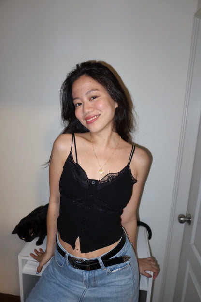 本期必買🔥𝐥𝐚𝐜𝐞 𝐁𝐫𝐚 𝐭𝐨𝐩 夏日必備🕊️多包色!!✨🤍