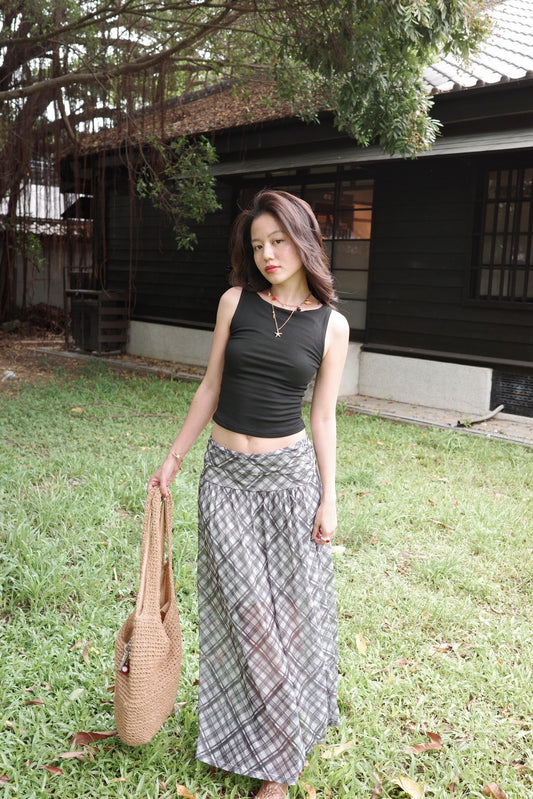 Breezy plaid skirt 🧺🎱