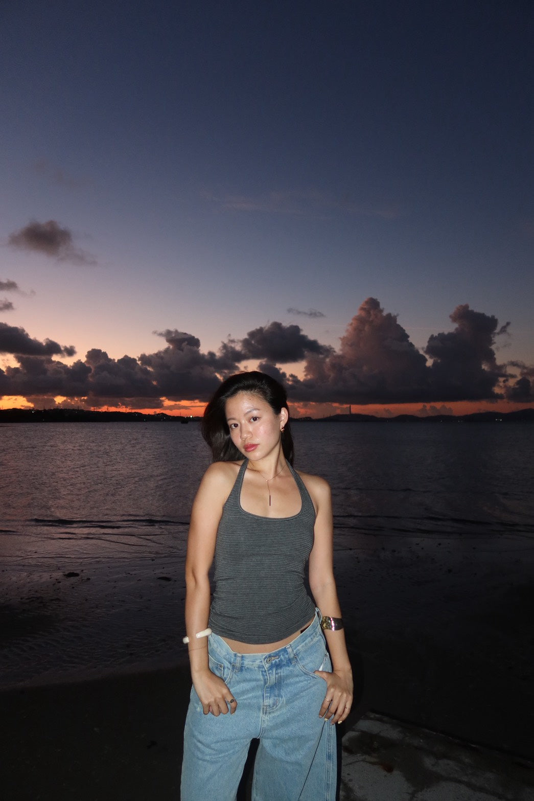 超美親膚條紋⭐️繞脖露背背心🎬