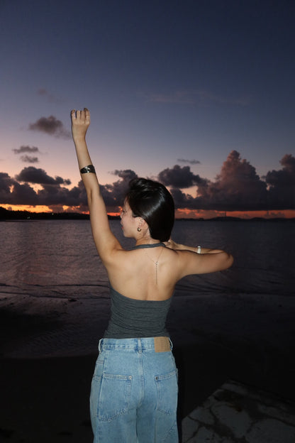 超美親膚條紋⭐️繞脖露背背心🎬