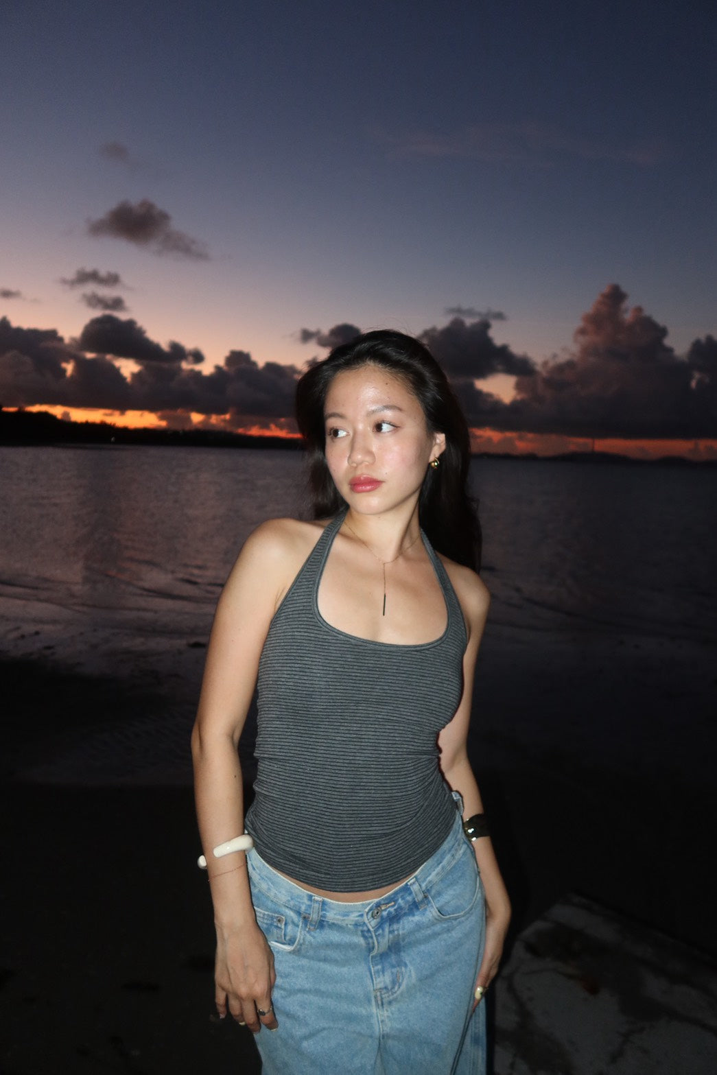 超美親膚條紋⭐️繞脖露背背心🎬