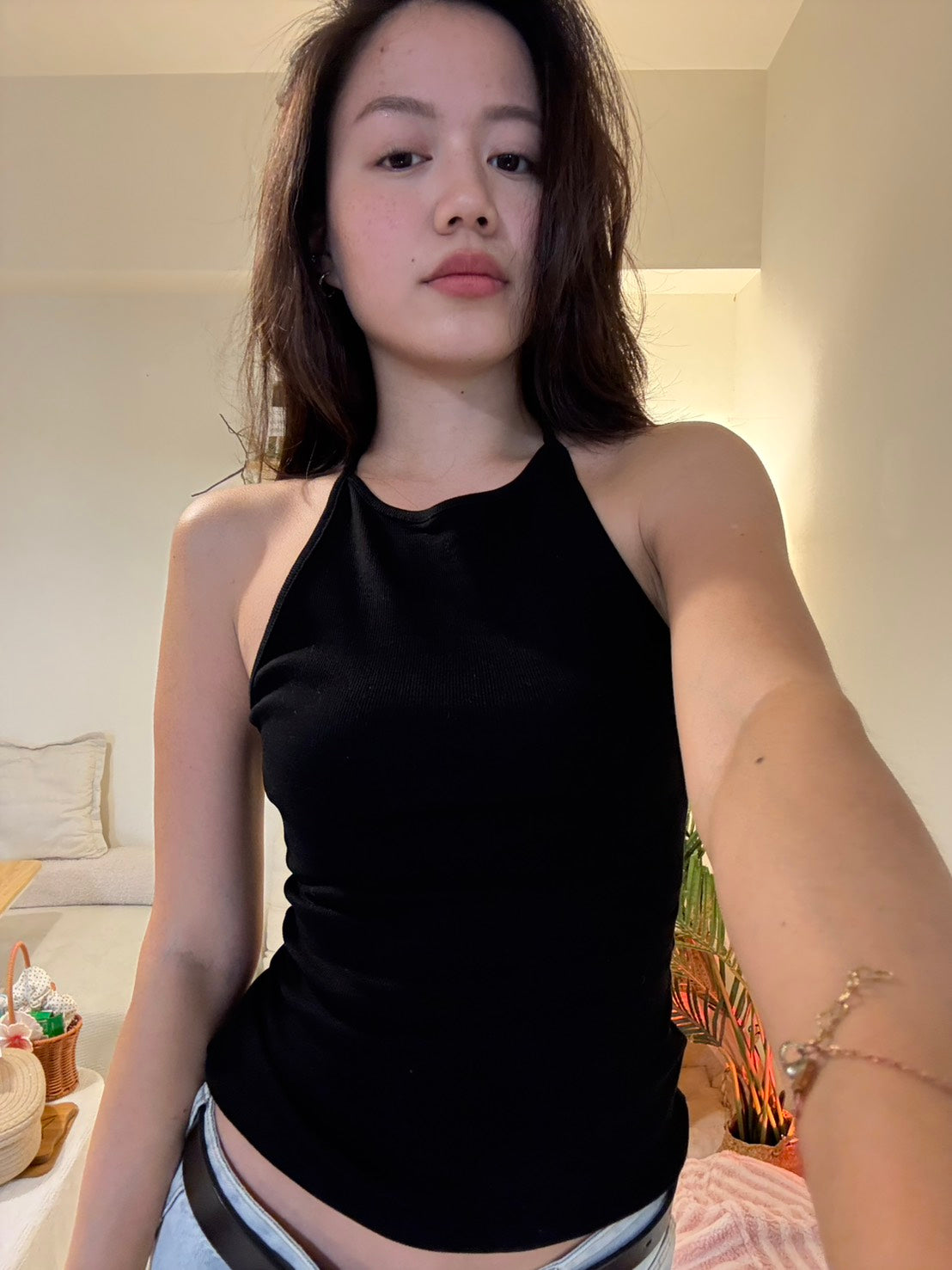 本期必買⭐️超好看螺紋繞脖綁帶露背背心🖤