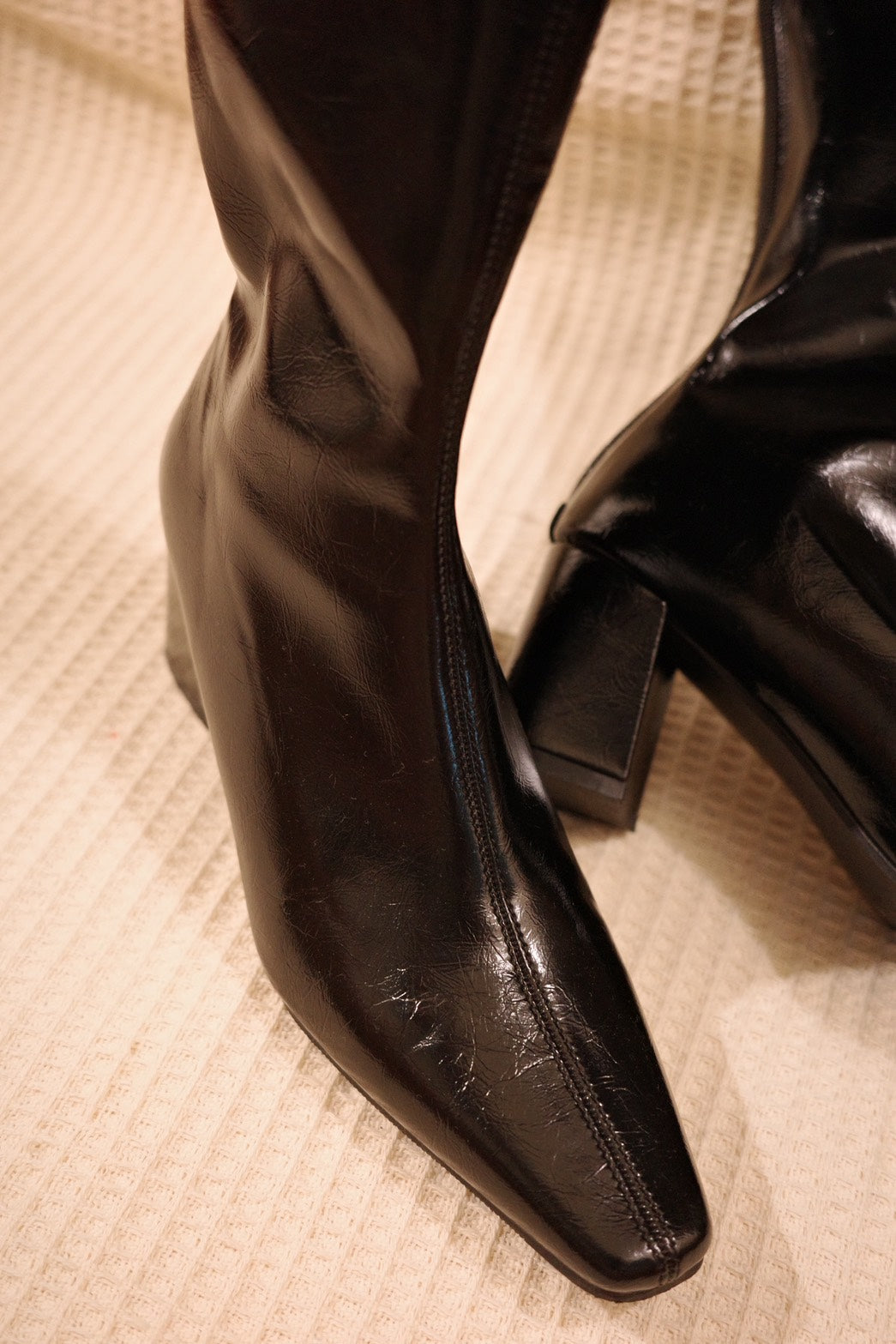 本期必買🖤超辣復古方頭粗根直筒皮辣妹靴💋