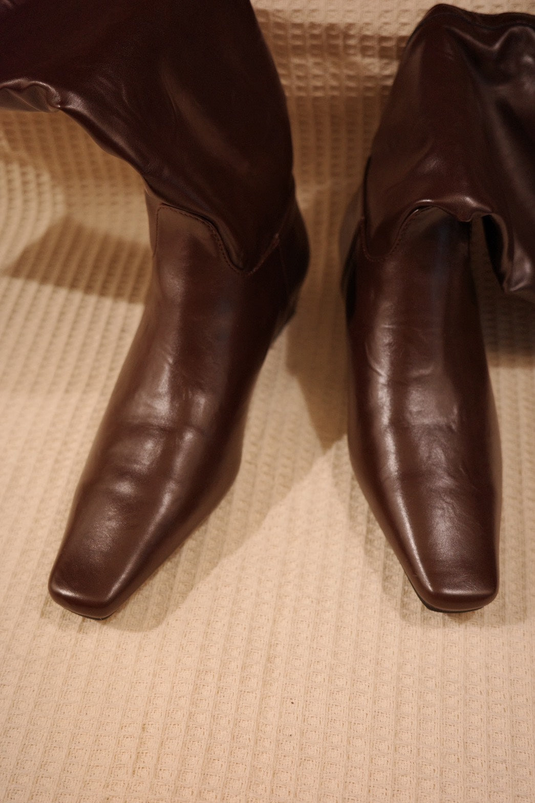 秋冬質感平底咖色直筒皮靴🤎🐎