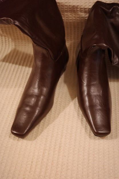 秋冬質感平底咖色直筒皮靴🤎🐎