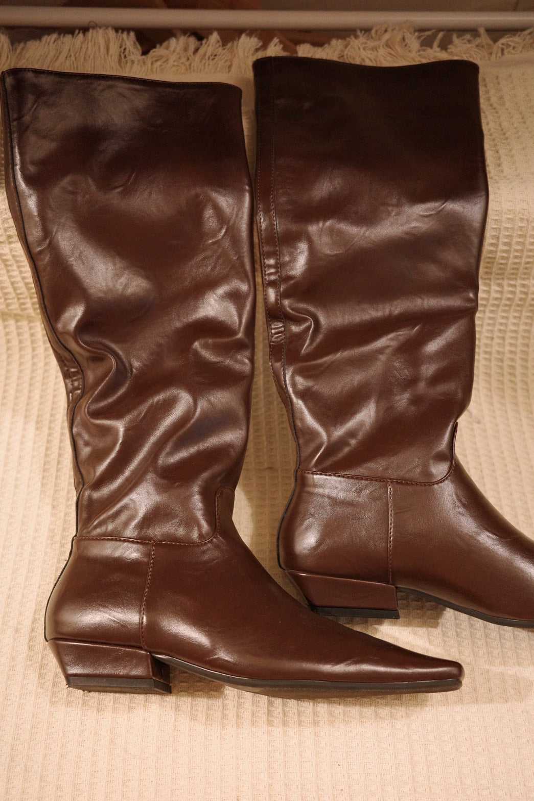 秋冬質感平底咖色直筒皮靴🤎🐎