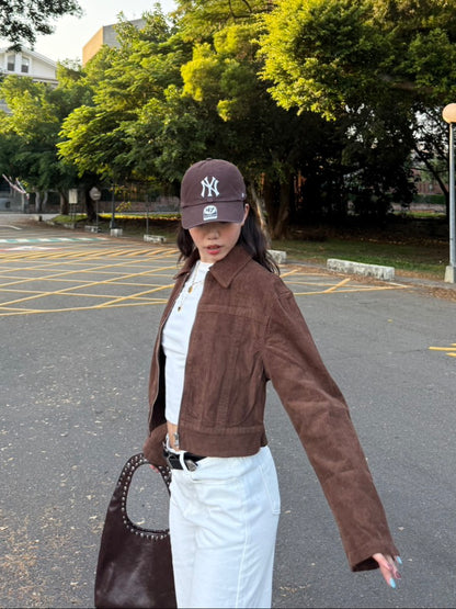 本期必買!!🧸BM風焦糖咖啡色燈芯絨復古翻領短版外套🍂