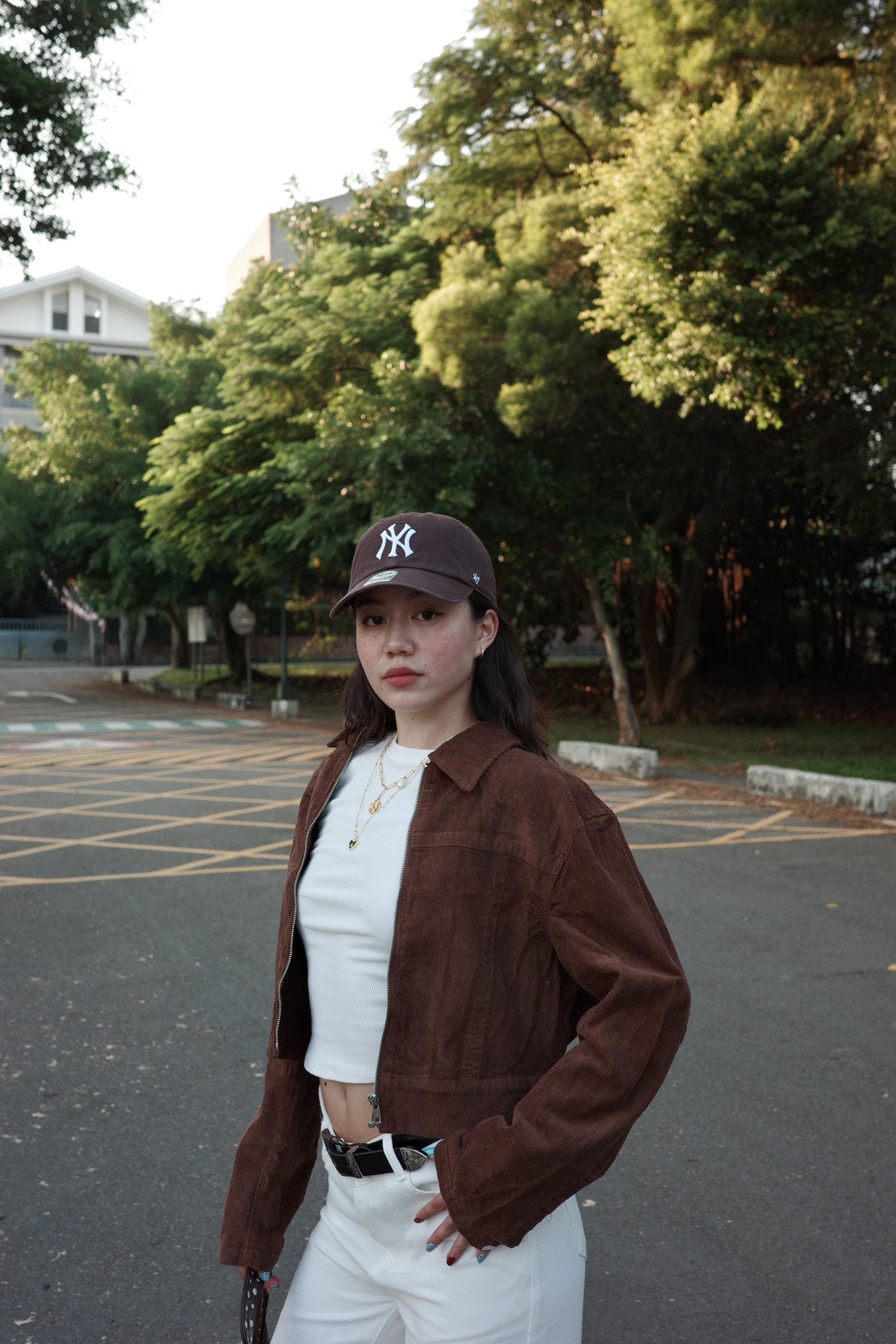 本期必買!!🧸BM風焦糖咖啡色燈芯絨復古翻領短版外套🍂