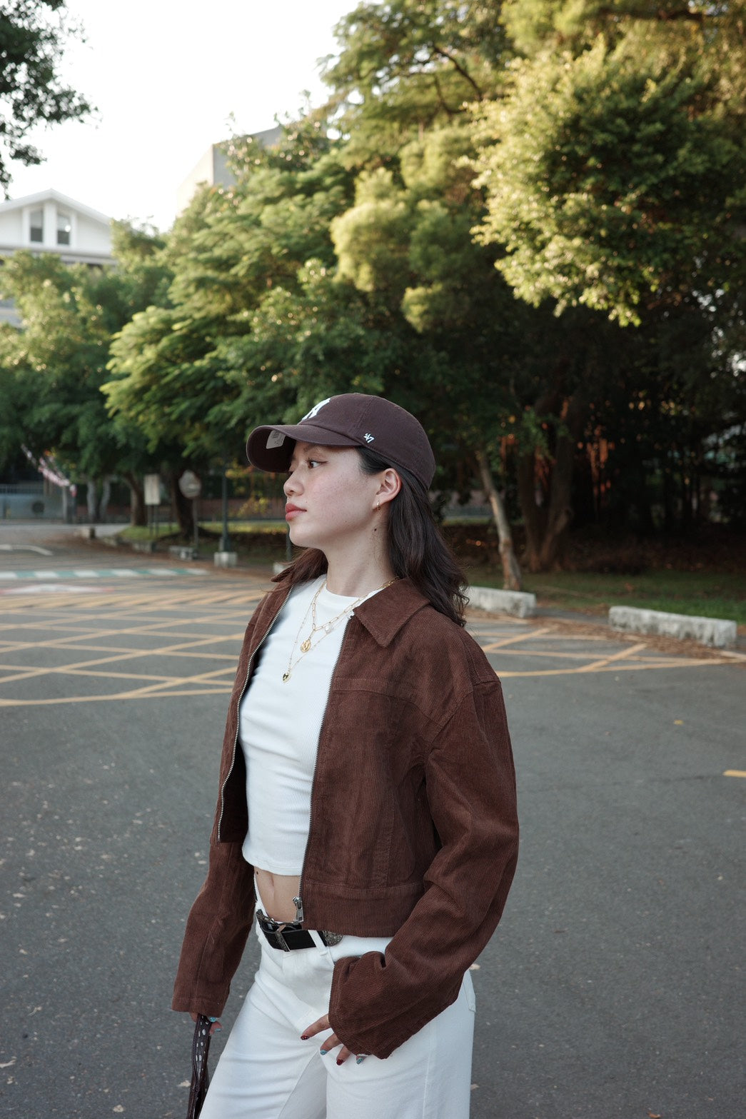 本期必買!!🧸BM風焦糖咖啡色燈芯絨復古翻領短版外套🍂