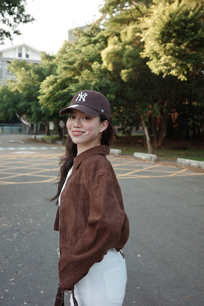 本期必買!!🧸BM風焦糖咖啡色燈芯絨復古翻領短版外套🍂