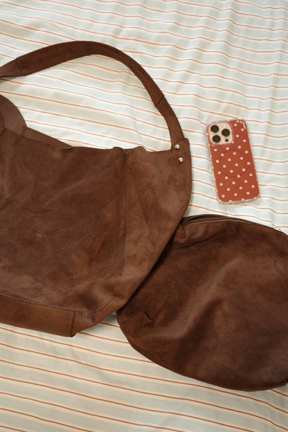 𝑺𝒐𝒇𝒕 𝑺𝒖𝒆𝒅𝒆 𝑬𝒗𝒆𝒓𝒚𝒅𝒂𝒚 𝑻𝒐𝒕𝒆 🤎☕️📺