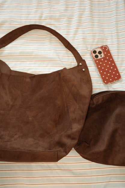 𝑺𝒐𝒇𝒕 𝑺𝒖𝒆𝒅𝒆 𝑬𝒗𝒆𝒓𝒚𝒅𝒂𝒚 𝑻𝒐𝒕𝒆 🤎☕️📺