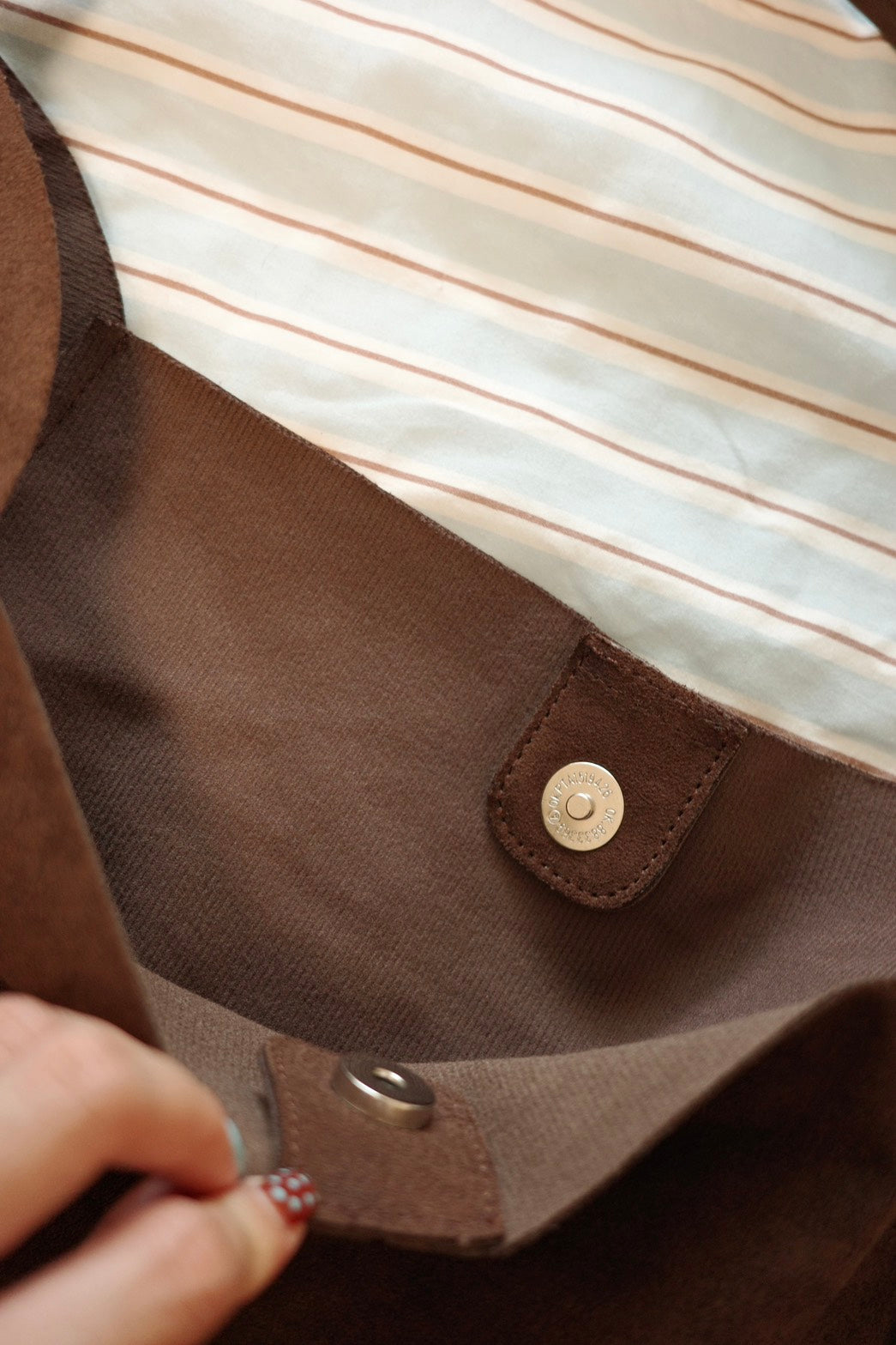 𝑺𝒐𝒇𝒕 𝑺𝒖𝒆𝒅𝒆 𝑬𝒗𝒆𝒓𝒚𝒅𝒂𝒚 𝑻𝒐𝒕𝒆 🤎☕️📺