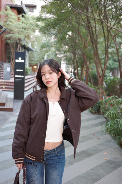 限量款!必買!!🧸𝐓𝐡𝐞 𝐛𝐫𝐨𝐰𝐧𝐢𝐞 𝐯𝐚𝐫𝐬𝐢𝐭𝐲 𝐣𝐚𝐜𝐤𝐞𝐭 🍫⚾️