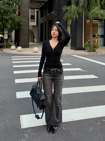 𝐆𝐫𝐮𝐧𝐠𝐞 𝐠𝐫𝐞𝐲 𝐟𝐥𝐚𝐫𝐞 𝐣𝐞𝐚𝐧𝐬 🖤