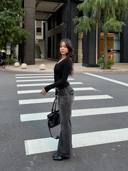 𝐆𝐫𝐮𝐧𝐠𝐞 𝐠𝐫𝐞𝐲 𝐟𝐥𝐚𝐫𝐞 𝐣𝐞𝐚𝐧𝐬 🖤