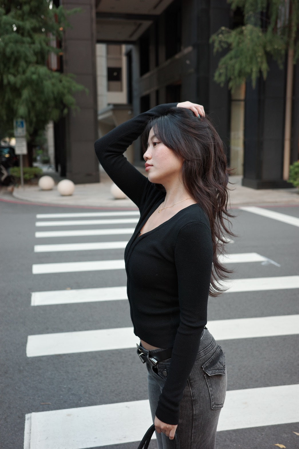 𝟐𝟎𝟎𝟎𝐬 𝐬𝐥𝐢𝐦 𝐟𝐢𝐭 𝐛𝐥𝐚𝐜𝐤 𝐳𝐢𝐩 𝐭𝐨𝐩 🖤💋