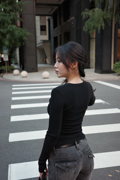 𝟐𝟎𝟎𝟎𝐬 𝐬𝐥𝐢𝐦 𝐟𝐢𝐭 𝐛𝐥𝐚𝐜𝐤 𝐳𝐢𝐩 𝐭𝐨𝐩 🖤💋