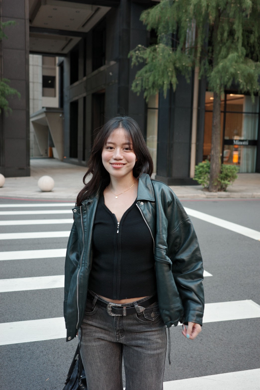 𝟐𝟎𝟎𝟎𝐬 𝐟𝐚𝐮𝐱-𝐥𝐞𝐚𝐭𝐡𝐞𝐫 𝐛𝐚𝐝𝐝𝐢𝐞 𝐣𝐚𝐜𝐤𝐞𝐭 🖤🎱