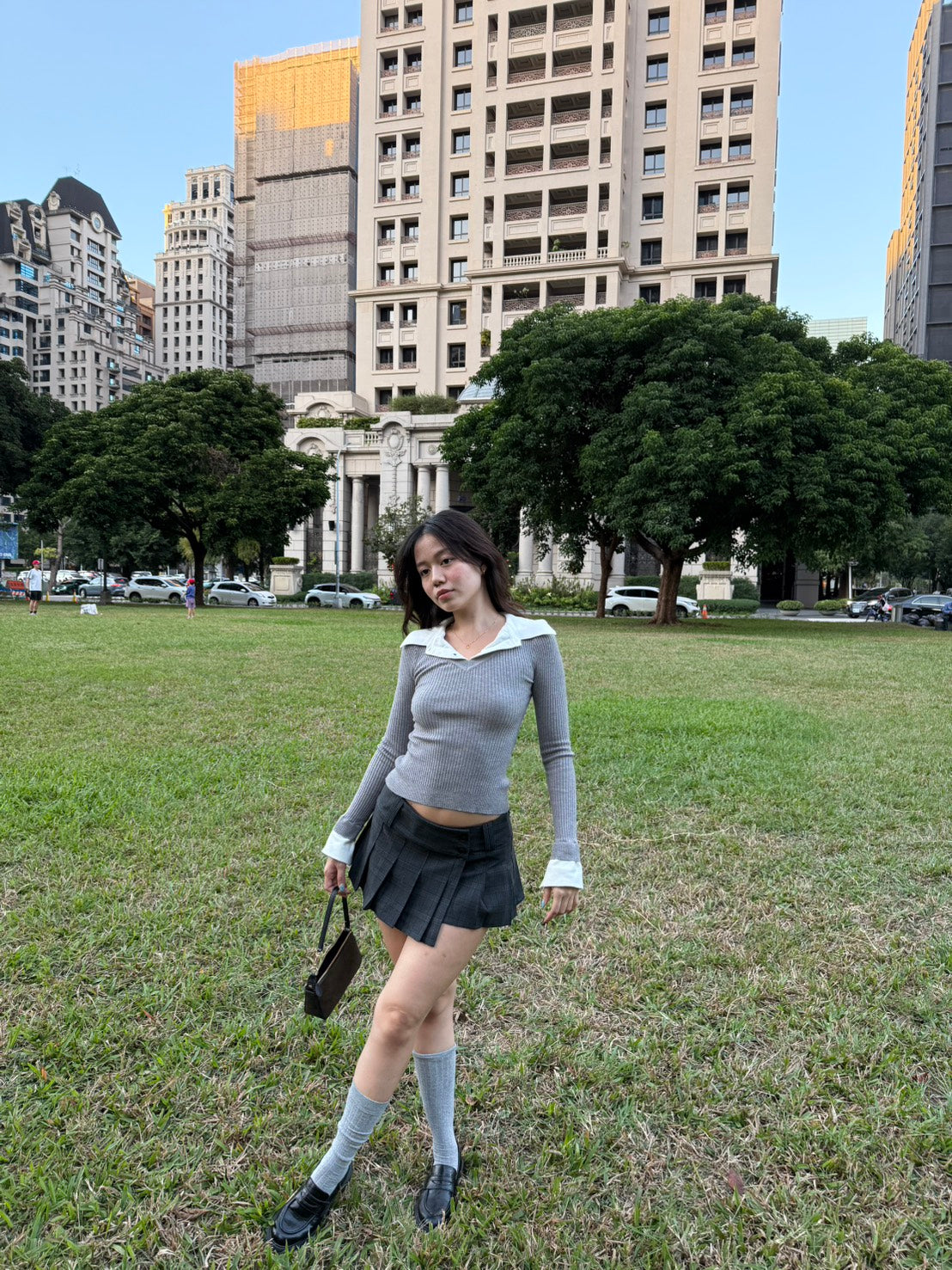 𝟐𝟎𝟎𝟎𝐬 𝐩𝐥𝐞𝐚𝐭𝐞𝐝 𝐦𝐢𝐧𝐢 𝐬𝐤𝐢𝐫𝐭 🩶📰