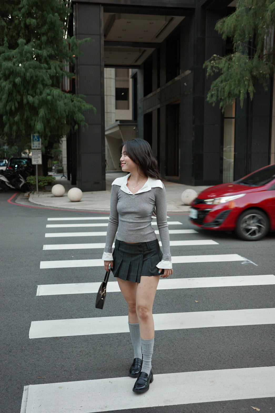 𝟐𝟎𝟎𝟎𝐬 𝐩𝐥𝐞𝐚𝐭𝐞𝐝 𝐦𝐢𝐧𝐢 𝐬𝐤𝐢𝐫𝐭 🩶📰