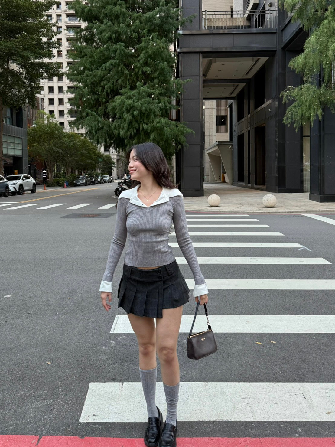 本期大必買!!📰🩶學院風𝐏𝐨𝐥𝐨領假兩件𝐊𝐧𝐢𝐭 𝐭𝐨𝐩🧶📖