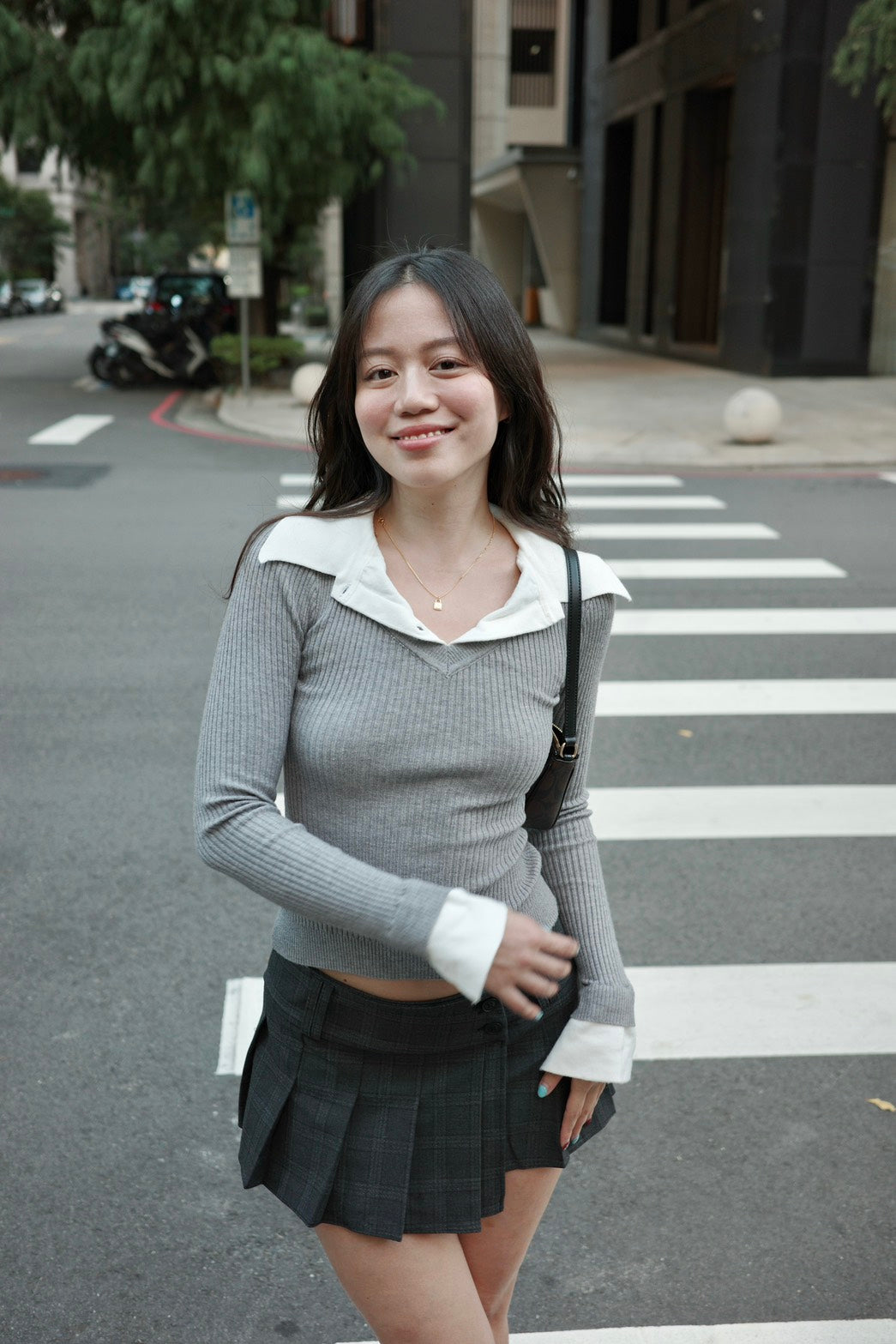 本期大必買!!📰🩶學院風𝐏𝐨𝐥𝐨領假兩件𝐊𝐧𝐢𝐭 𝐭𝐨𝐩🧶📖