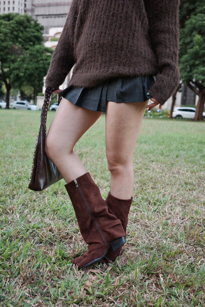 必買!!⭐️𝐜𝐡𝐨𝐜𝐨 𝐬𝐮𝐞𝐝𝐞 𝐬𝐥𝐨𝐮𝐜𝐡𝐲 𝐛𝐨𝐨𝐭𝐬 🍫👢