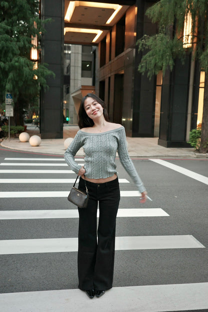 𝟐𝟎𝟎𝟎𝐬 𝐨𝐟𝐟-𝐬𝐡𝐨𝐮𝐥𝐝𝐞𝐫 𝐜𝐚𝐛𝐥𝐞 𝐤𝐧𝐢𝐭 𝐭𝐨𝐩🩶🤍