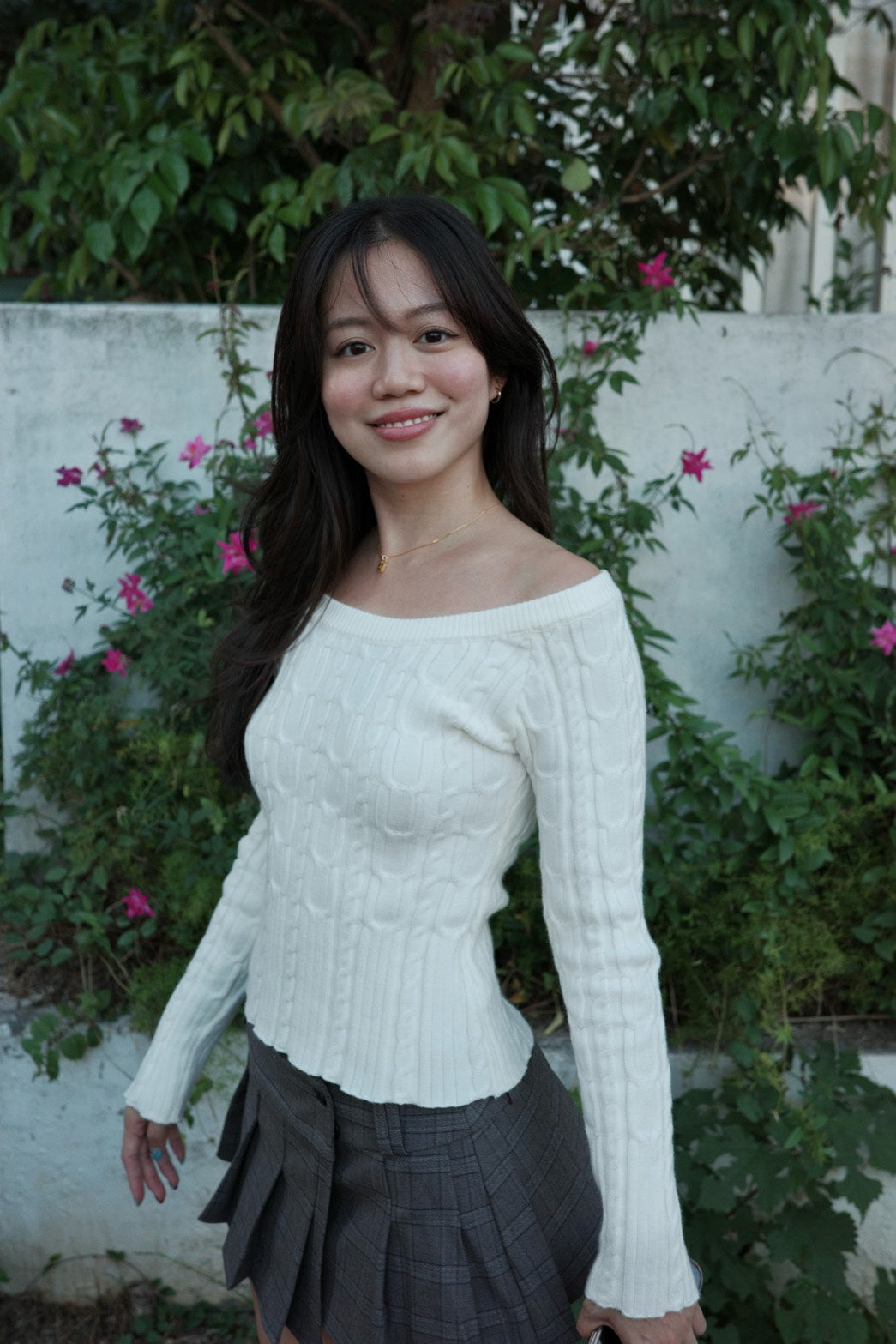 𝟐𝟎𝟎𝟎𝐬 𝐨𝐟𝐟-𝐬𝐡𝐨𝐮𝐥𝐝𝐞𝐫 𝐜𝐚𝐛𝐥𝐞 𝐤𝐧𝐢𝐭 𝐭𝐨𝐩🩶🤍