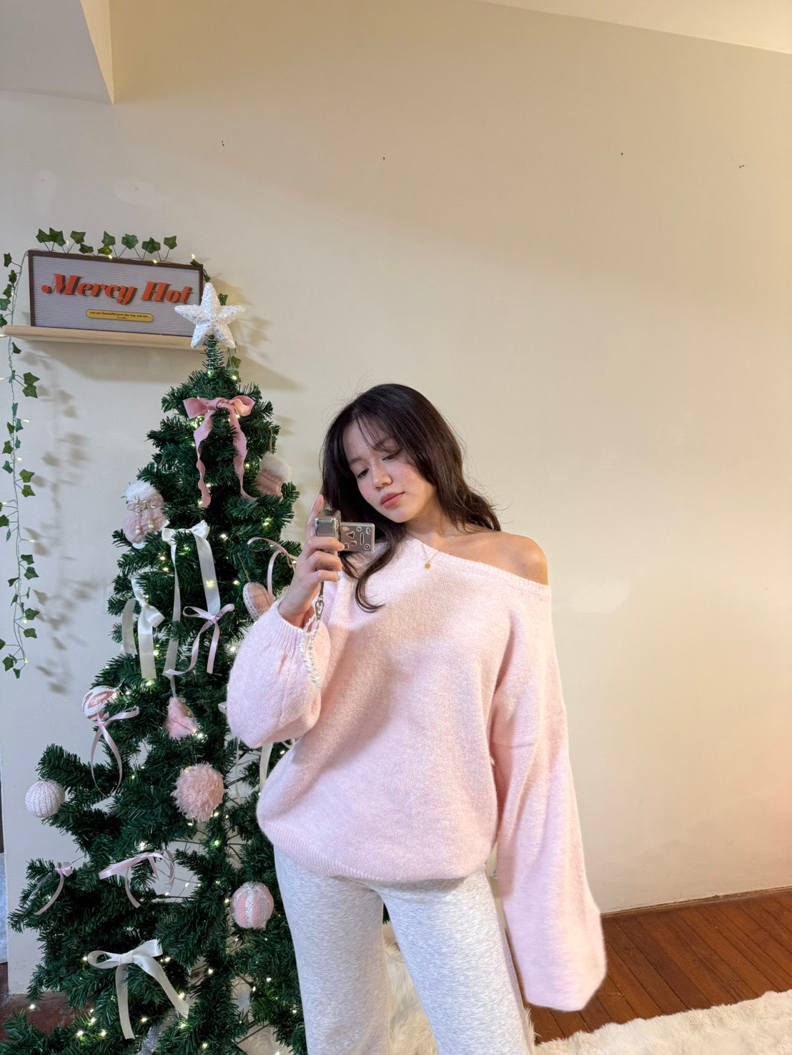 本期大必買!⭐微斜肩慵懶大毛衣𝐏𝐢𝐧𝐤 𝐒𝐧𝐨𝐰𝐟𝐚𝐥𝐥 🎀❄️