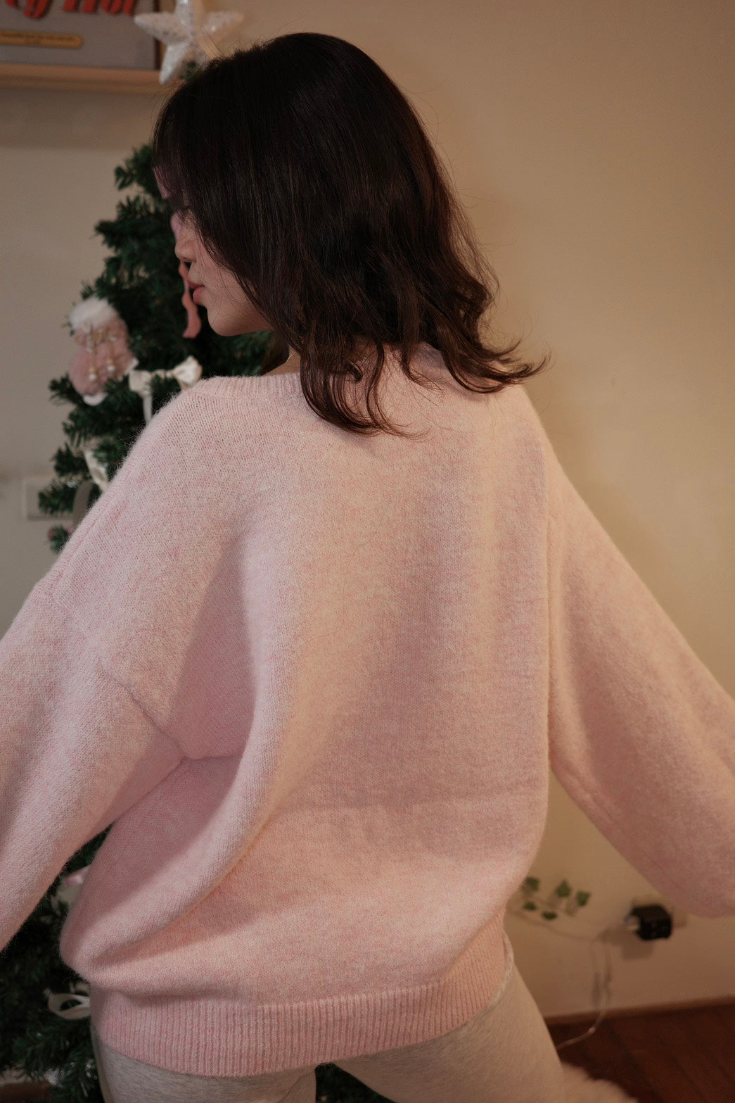 本期大必買!⭐微斜肩慵懶大毛衣𝐏𝐢𝐧𝐤 𝐒𝐧𝐨𝐰𝐟𝐚𝐥𝐥 🎀❄️