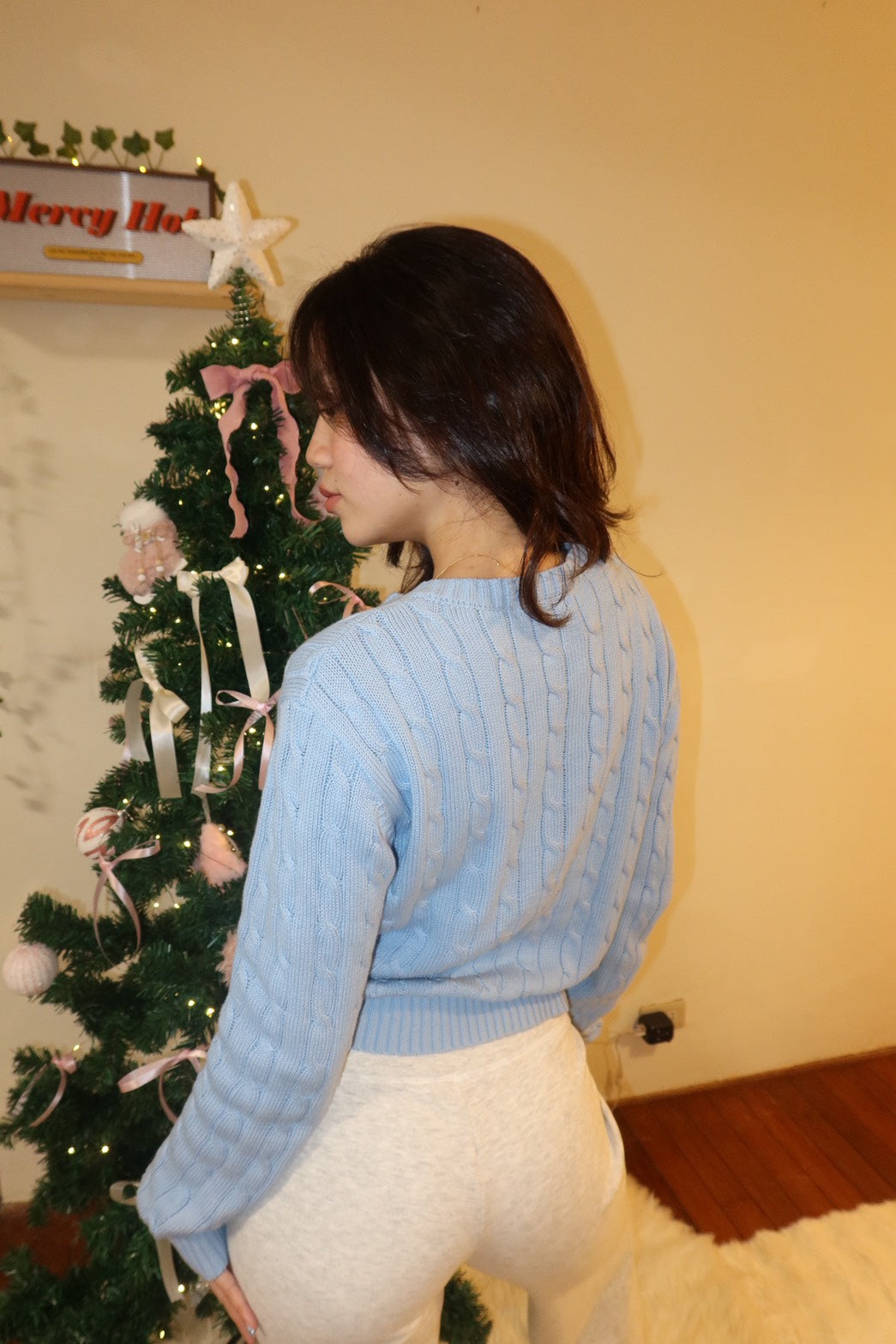 𝐅𝐫𝐨𝐬𝐭𝐲 𝐁𝐥𝐮𝐞 🩵❄️麻花排扣上衣