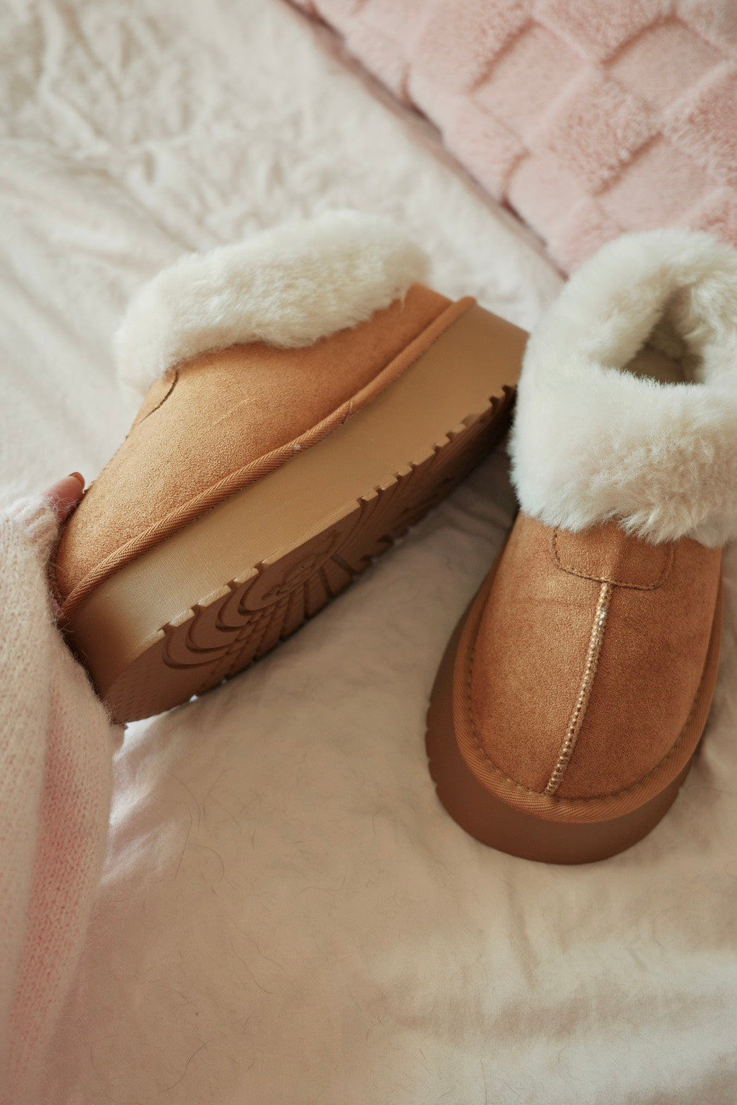 卡其雪棉暖暖鞋𝐒𝐧𝐨𝐰 𝐂𝐥𝐨𝐮𝐝 𝐁𝐨𝐨𝐭𝐢𝐞𝐬 🧸❄️