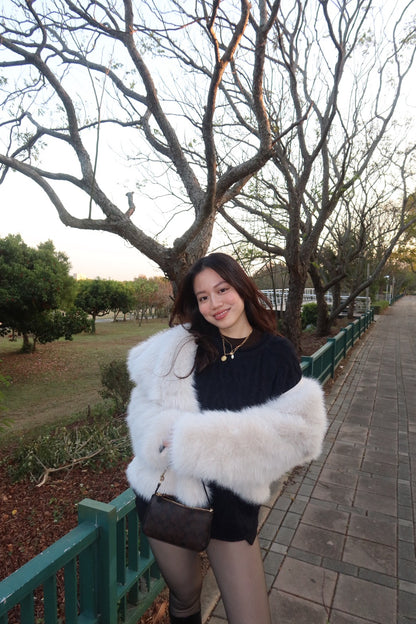 本期必買!!🔥𝐅𝐫𝐨𝐬𝐭 𝐅𝐮𝐫 雪霧❄️大毛毛外套🧸